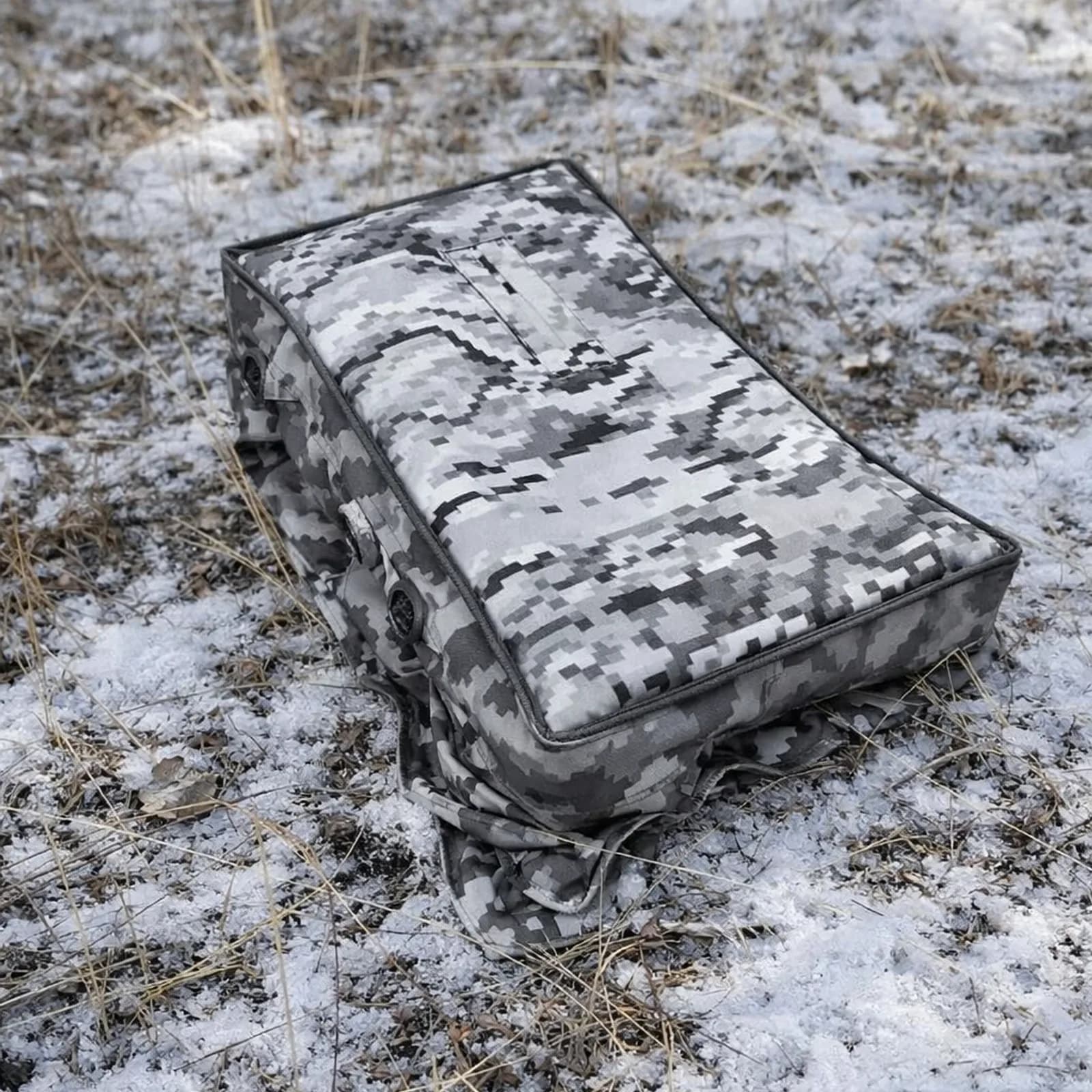 Winter Reinforced Starlink Cover with Cooling Channel — view 1